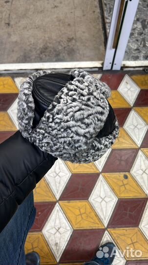 Каракулевые шапки