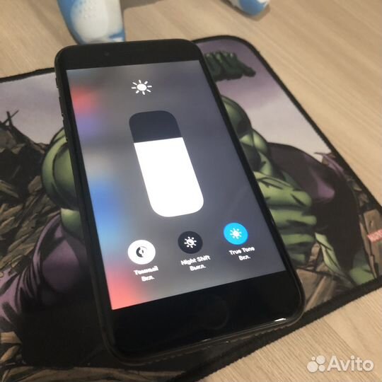 iPhone 8, 64 ГБ