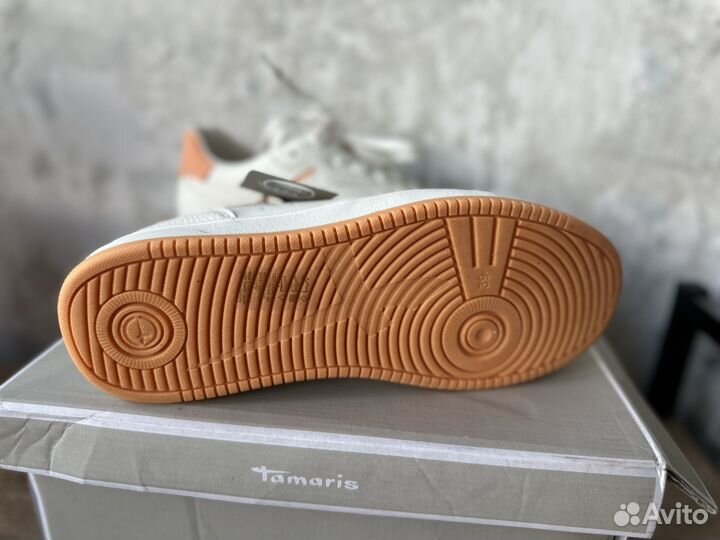 Кроссовки Tamaris 39 р-р