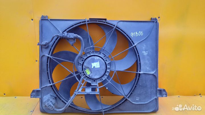Вентилятор радиатора для Kia Carens 2006-2012
