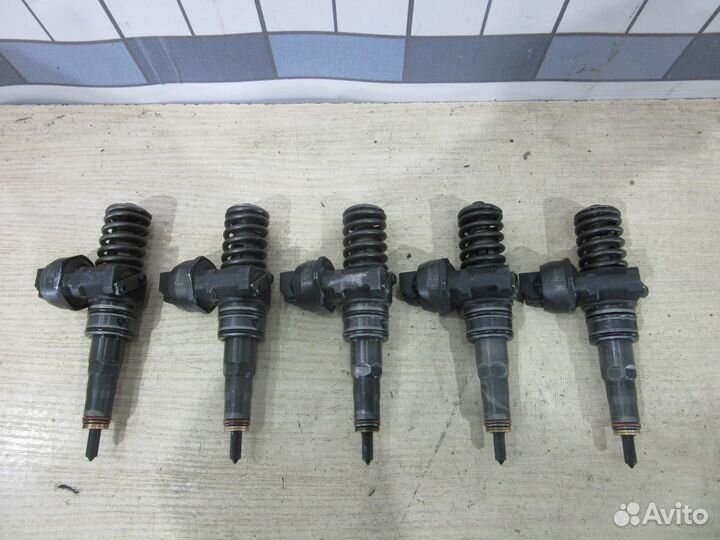 Форсунка электрическая VW Transporter T5 2003-2015