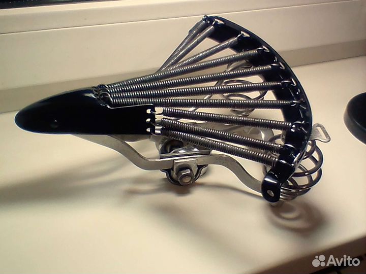 Велосипедные седла СССР. Перешиваю изношенный верх