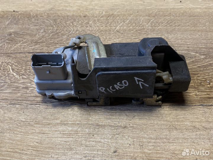 Citroen xsara picasso задний замок двери