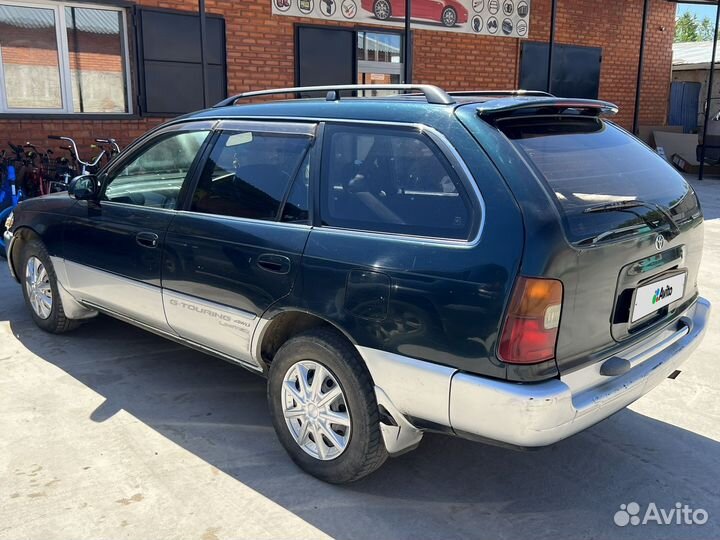 Toyota Corolla 1.6 AT, 1998, 340 000 км
