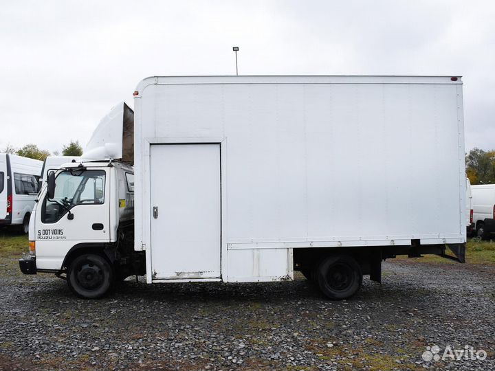 Isuzu Elf (N-series), 2002