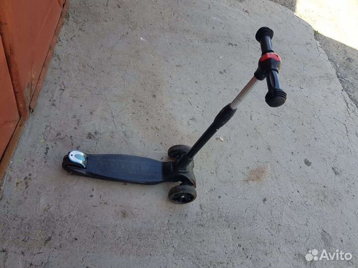 Самокат детский трехколесный