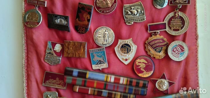 Коллекция значков СССР