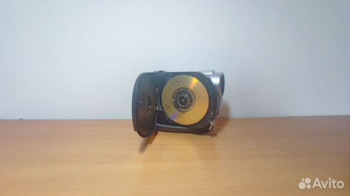 Видеокамера sony DCR-DVD 106E