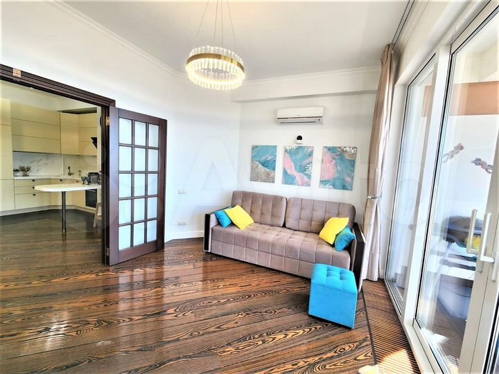 3-к. квартира, 120 м², 8/12 эт.