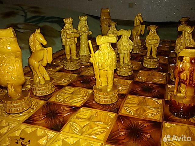 Шахматы резные