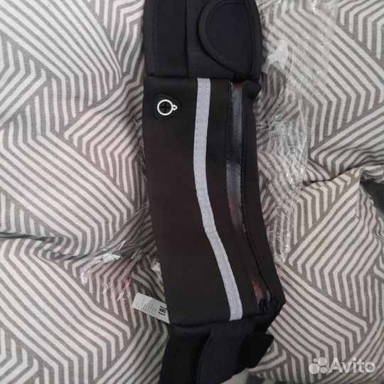 Спортивная сумка новая на пояс женская