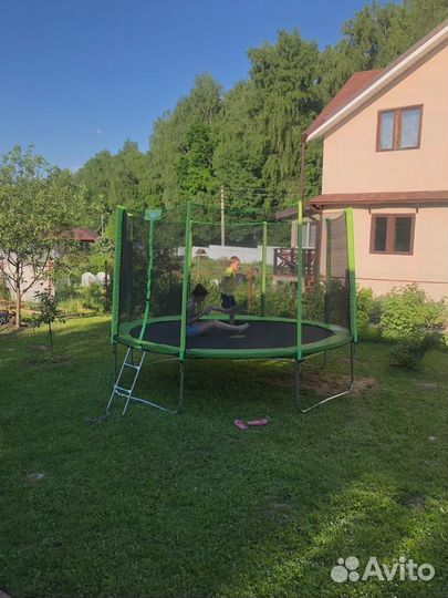 Батут каркасный