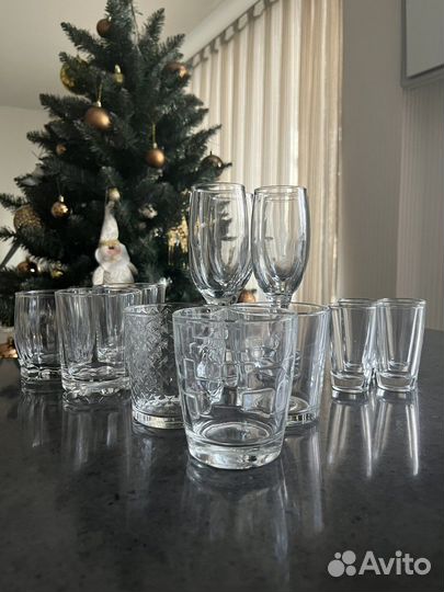 Набор бокалов, стаканов, рюмок