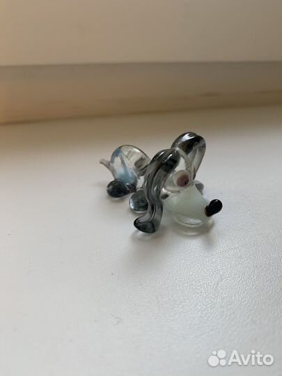 Фигурки из цветного стекла