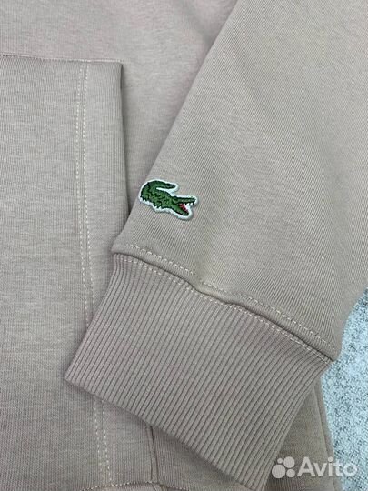 Худи Lacoste: уютное решение для холода