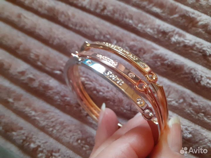 Браслет с crystals swarovski