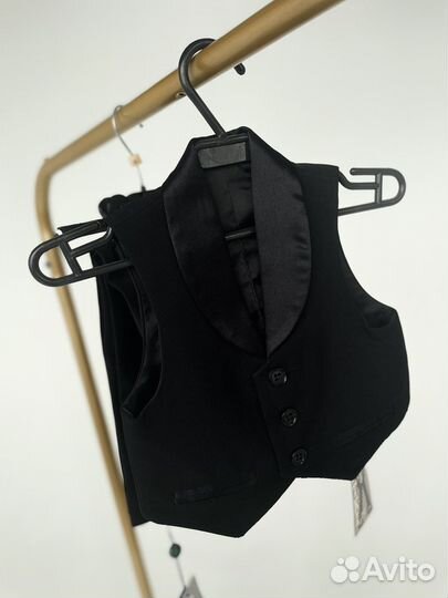 Костюм двойка черный новый 92 для мальчика