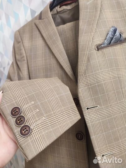 Костюм тройка для мальчика 122-128