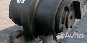 Опорный каток на Takeuchi задний TL130