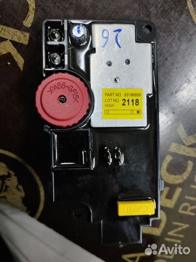 Контроллер отбойного makita HM1101C 631966-9