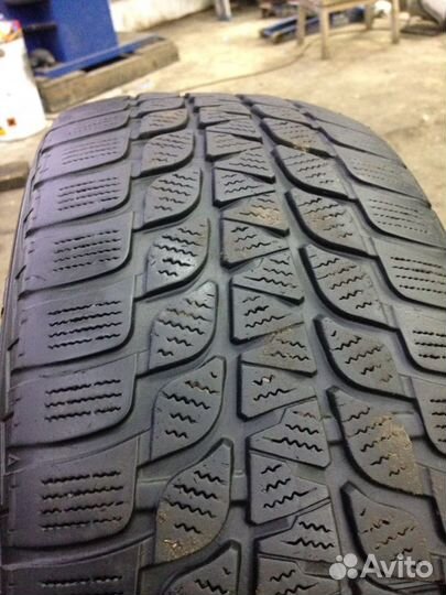 Bridgestone Blizzak LM-25 225/45 R17