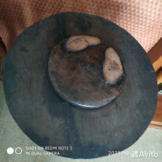 Подставка полка для дисков. Дерево