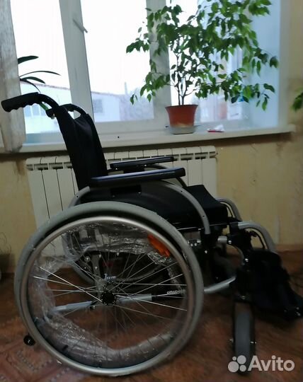 Кресло-коляска инвалидное с ручным приводом Старт