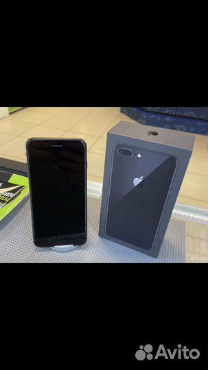 iPhone 8 Plus, 64 ГБ