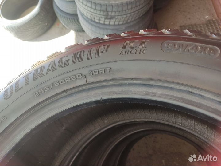 Goodyear UltraGrip Ice Arctic SUV 255/50 R20 109T