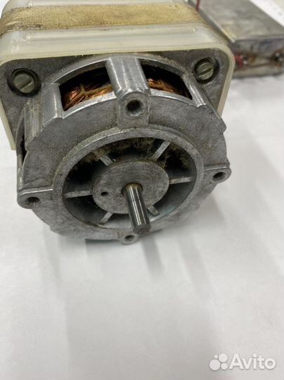 Мотор от гладильной машинки