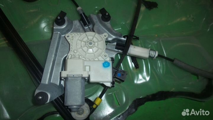 Стеклоподъемник правый ford mustang 5 мустанг 5