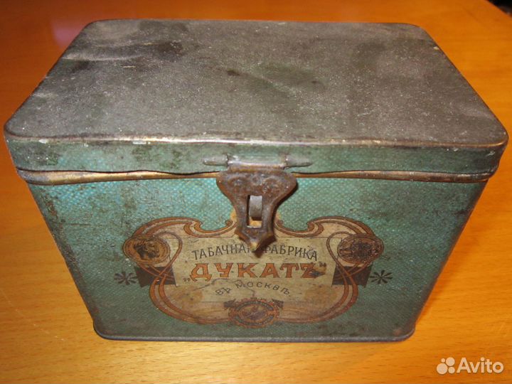 Банка жестяная для табака 