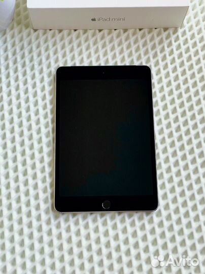 iPad mini 4 128gb cellular