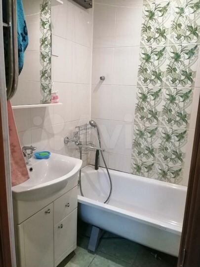 2-к. квартира, 52 м², 5/5 эт.