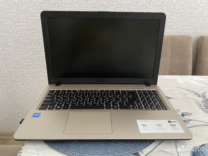 Ноутбук Asus