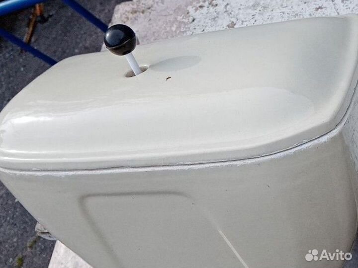 Бачок для унитаза