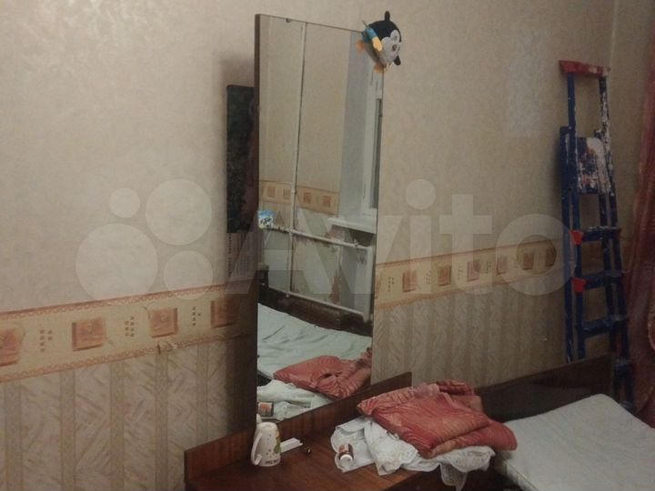 Комната 16 м² в 3-к., 4/4 эт.