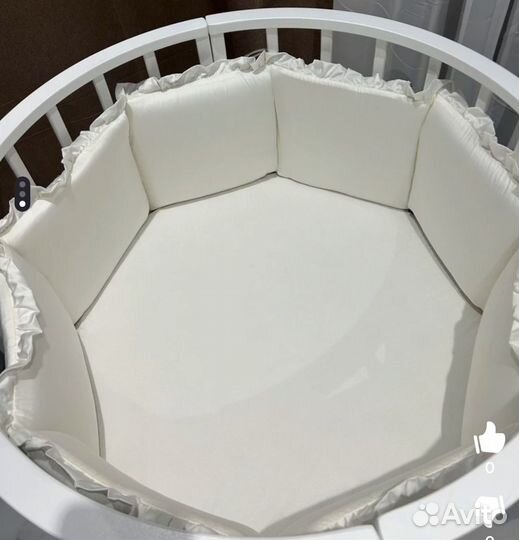 Бортики в кроватку белые