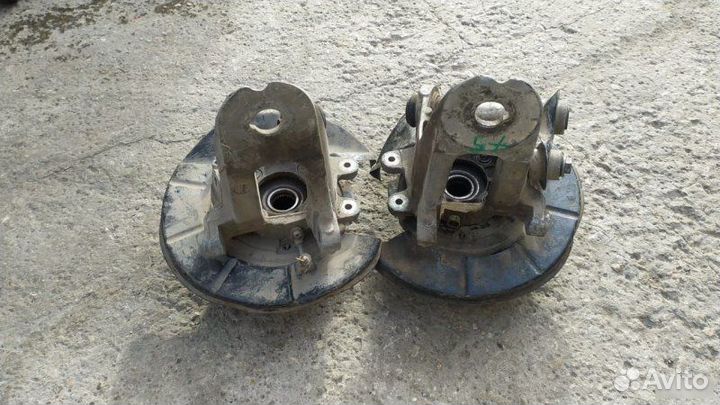 Кулак задний Bmw X5 E53 2000-2007