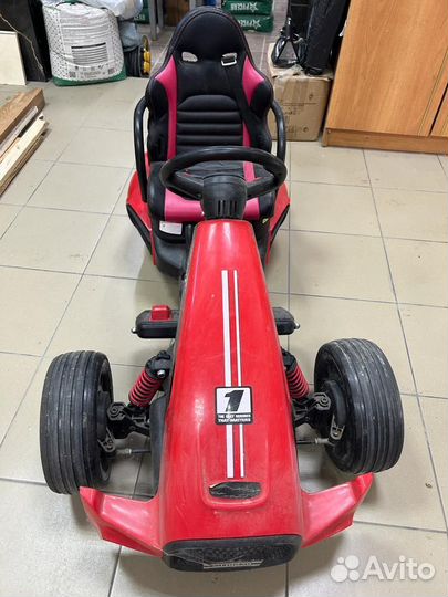 Электромобиль гоночный