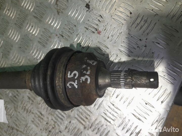 Привод передний правый Peugeot 308 хечбэк 1.6 EP6