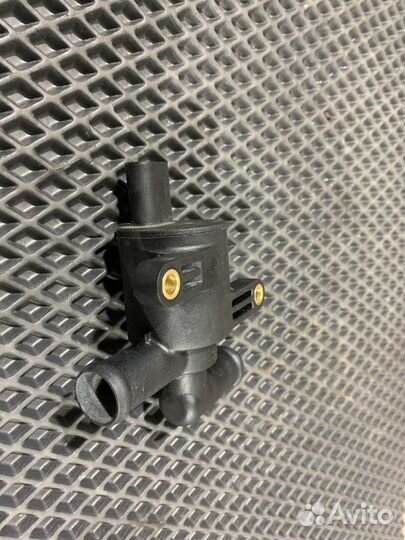 Клапан электромагнитный Audi A8 4H cgwa 2012