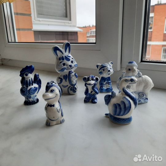 Фигурки гжель