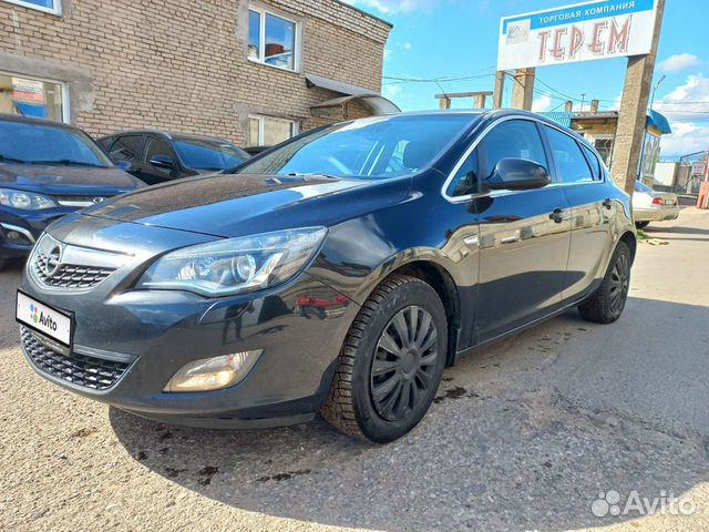 Opel Astra 1.4 МТ, 2011, 153 500 км