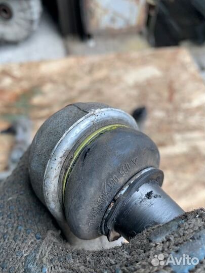 Рычаг подвески передний Audi A6 C6 седан 2.8 CCE