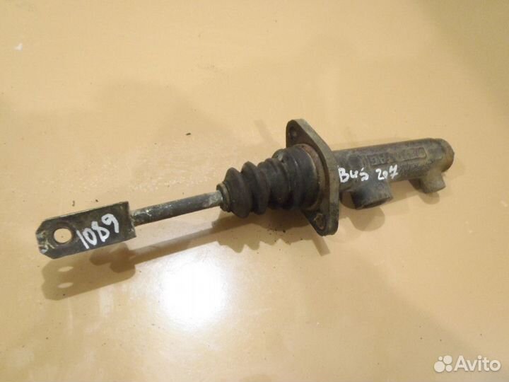 Цилиндр сцепления главный Mercedes-Benz Mercedes