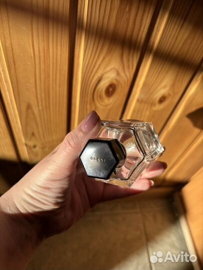 Флакон Gucci Flora Gorgeous Gardenia 50мл