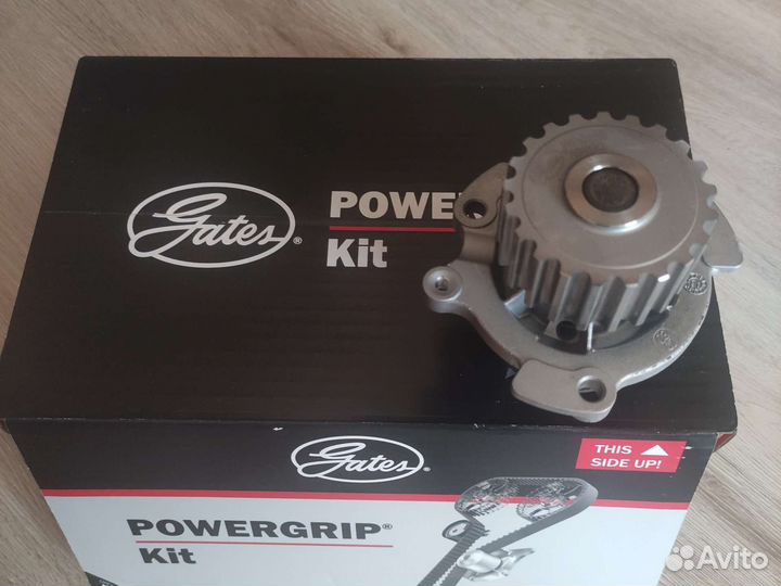 Помпа Gates ваз 16кл