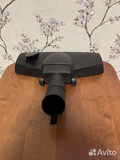 Щётка для пылесоса bosch пол-ковер для BGS2