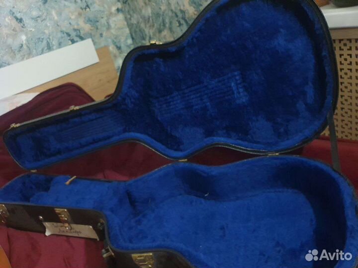 Акустическая гитара gibson